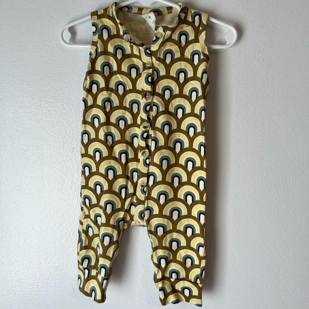 Retro Vibes! Kate Quinn Romper 3-6mos